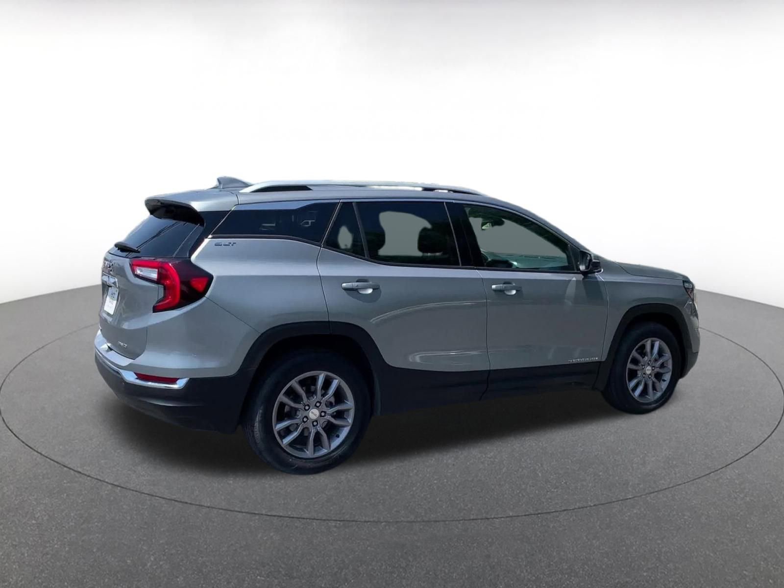 Thumbnail: 2024 GMC Terrain - 15