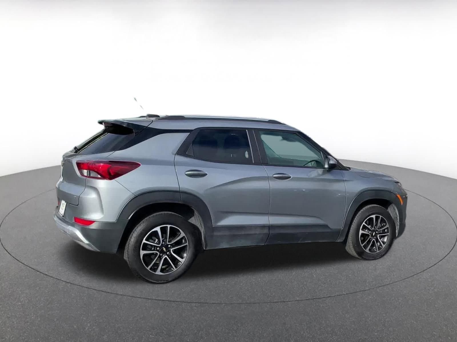 Thumbnail: 2025 Chevrolet TrailBlazer - 15