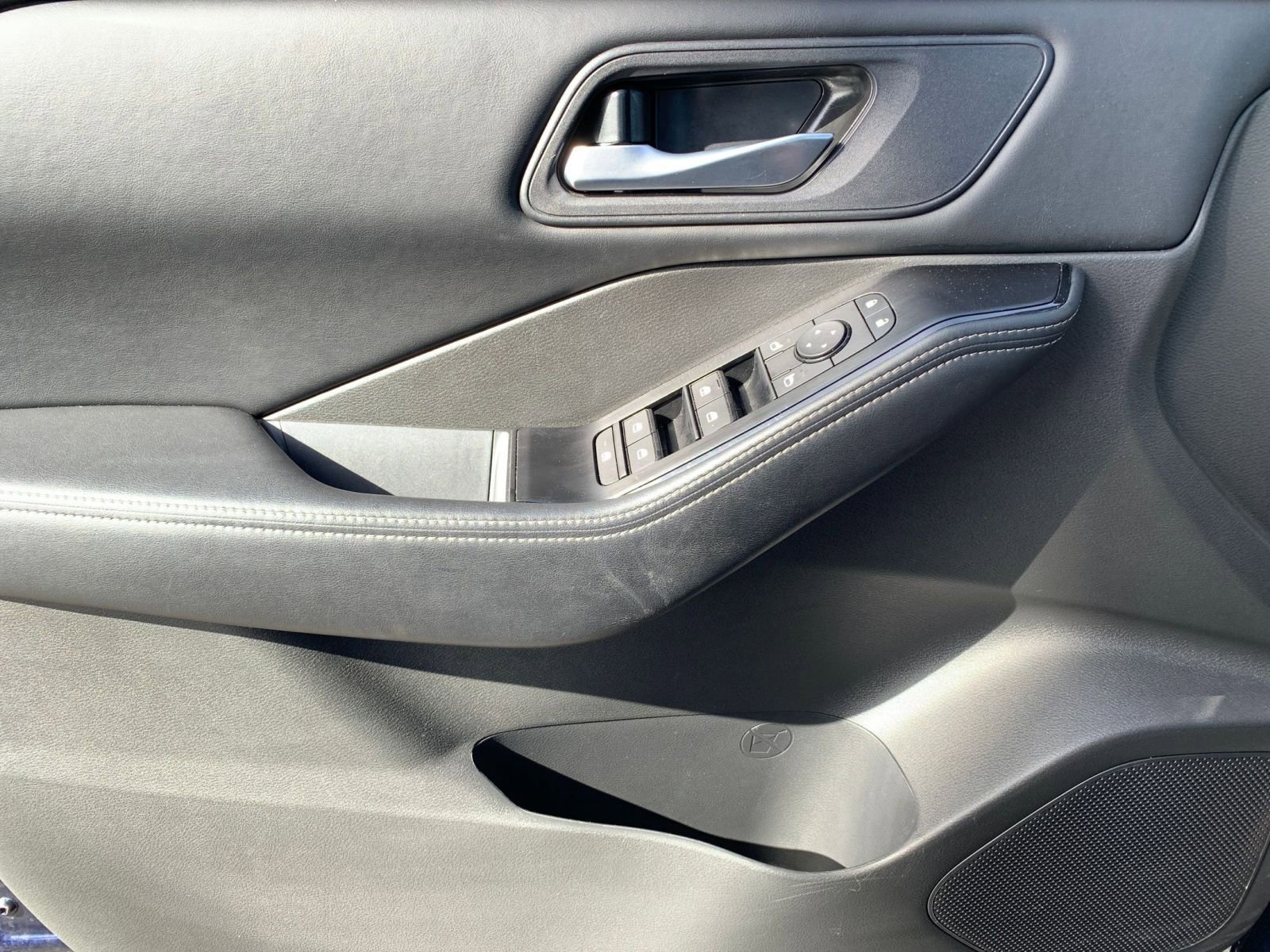 Thumbnail: 2025 Nissan Rogue - 18