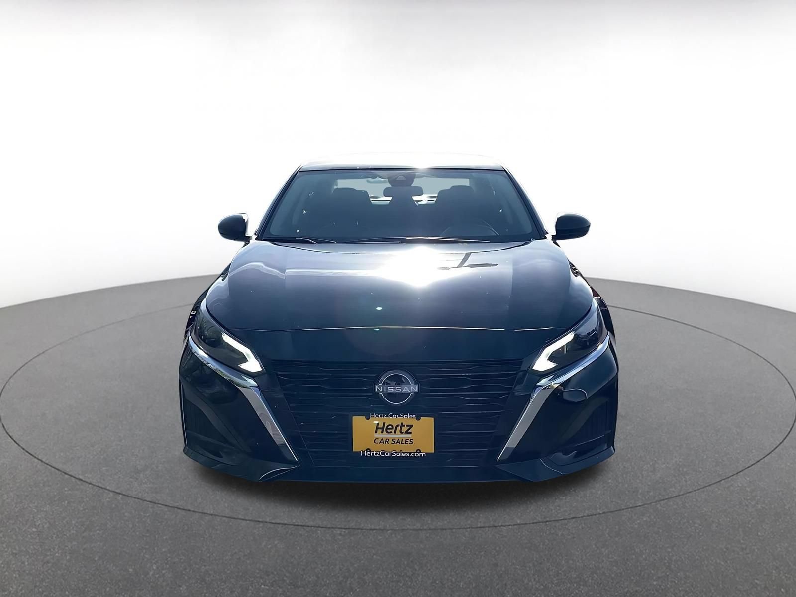Thumbnail: 2025 Nissan Altima - 4