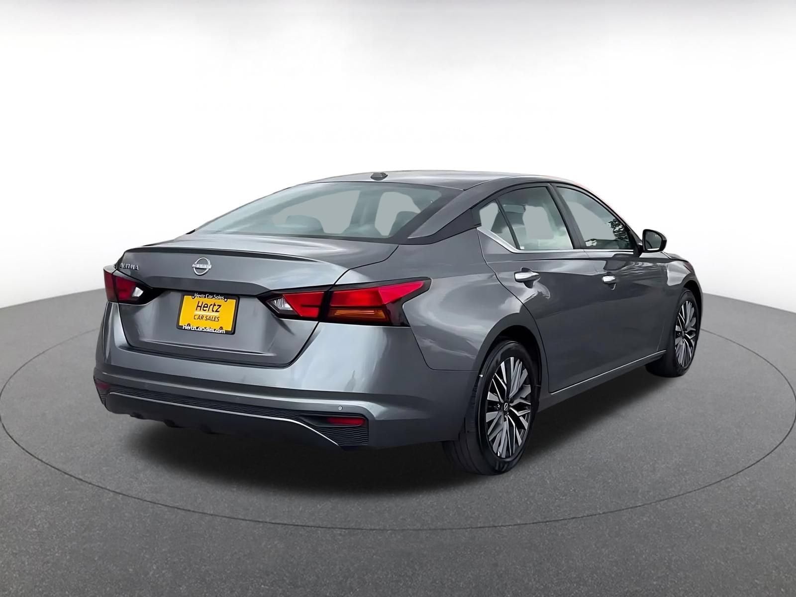 Thumbnail: 2025 Nissan Altima - 11