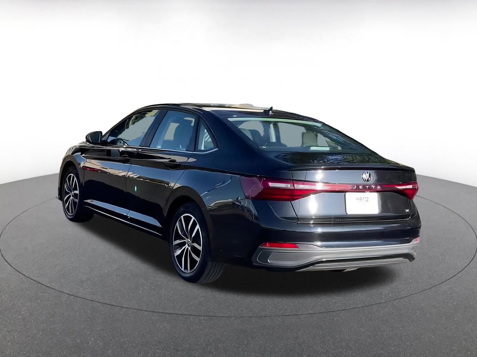 Thumbnail: 2025 Volkswagen Jetta - 11