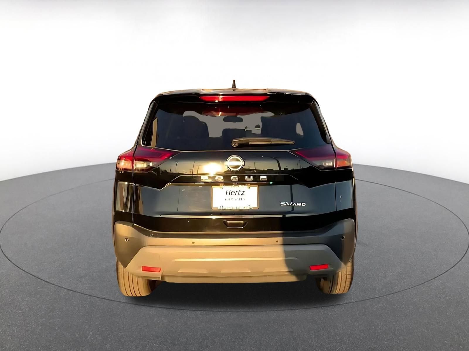 Thumbnail: 2023 Nissan Rogue - 12