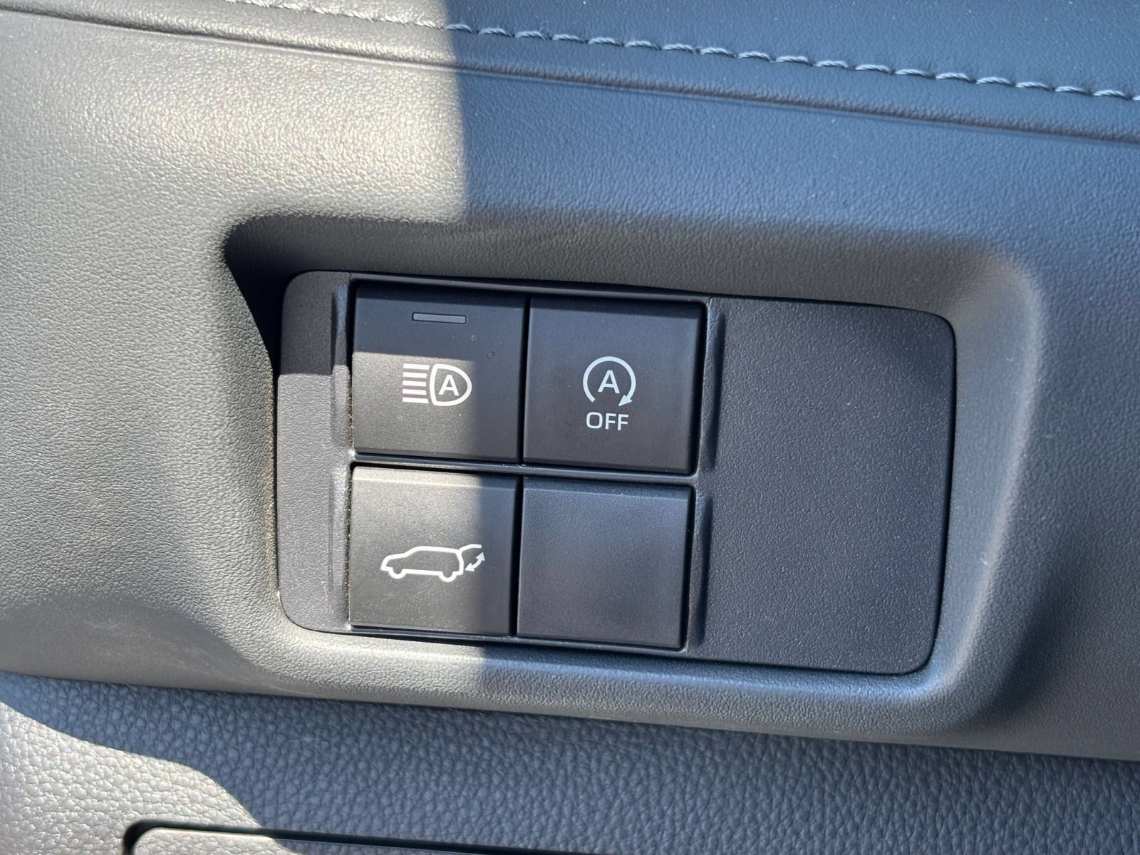 Thumbnail: 2025 Toyota Highlander - 22