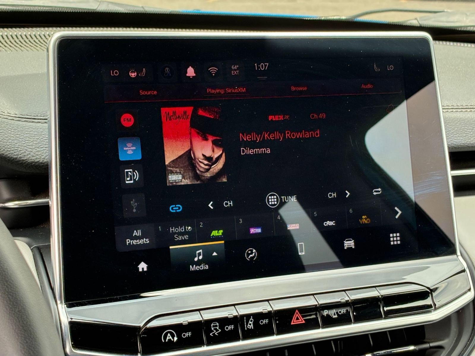 Thumbnail: 2025 Jeep Compass - 20