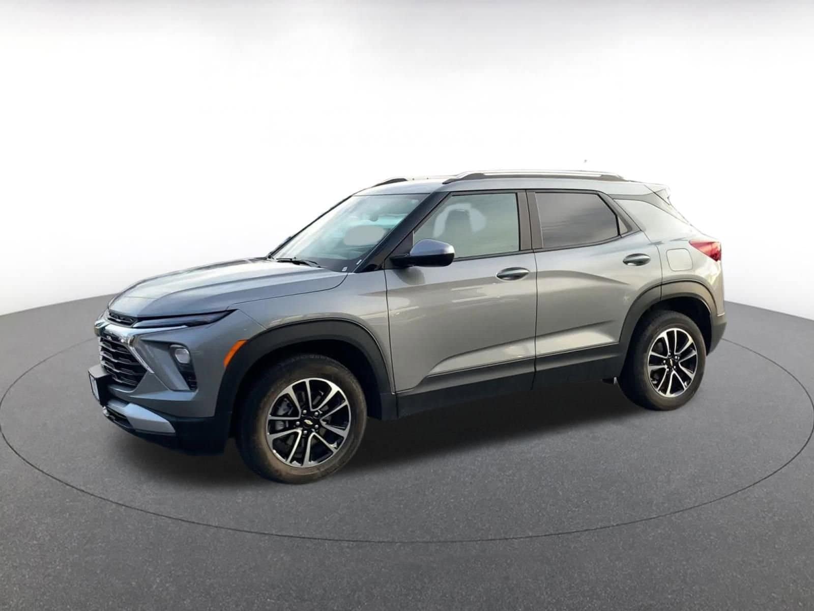 Thumbnail: 2025 Chevrolet TrailBlazer - 8