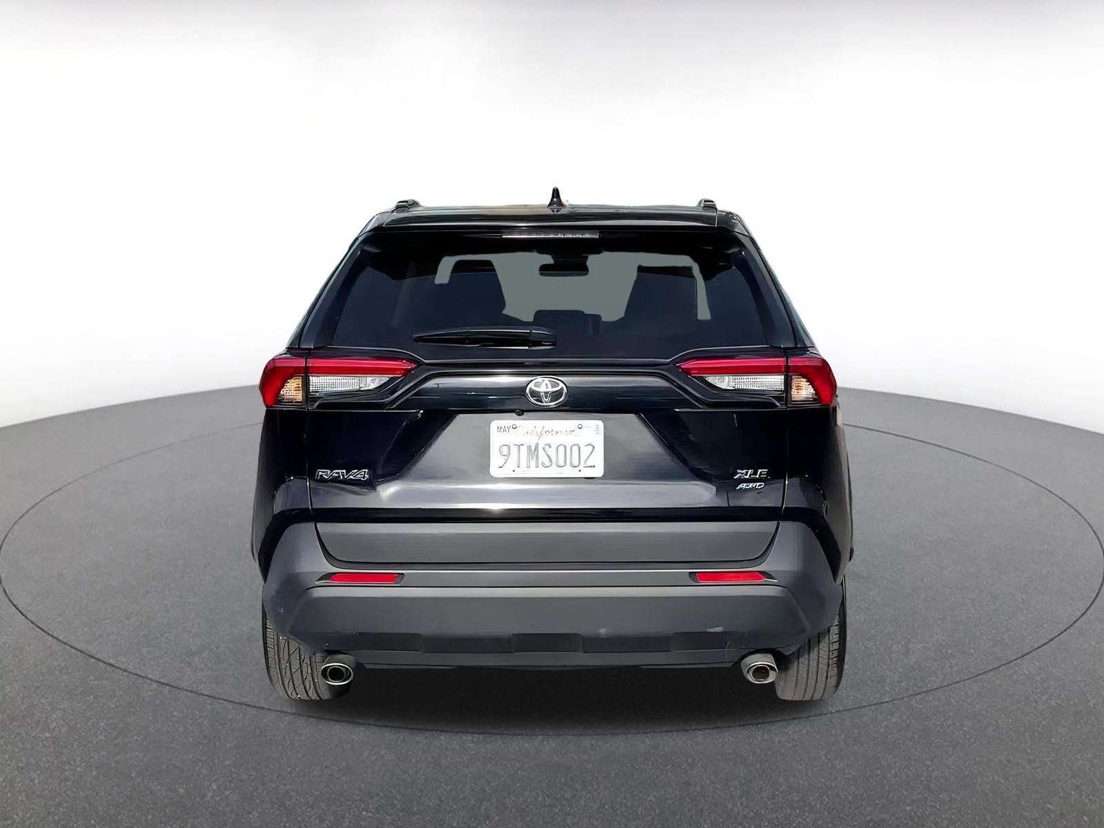 Thumbnail: 2025 Toyota RAV4 - 12