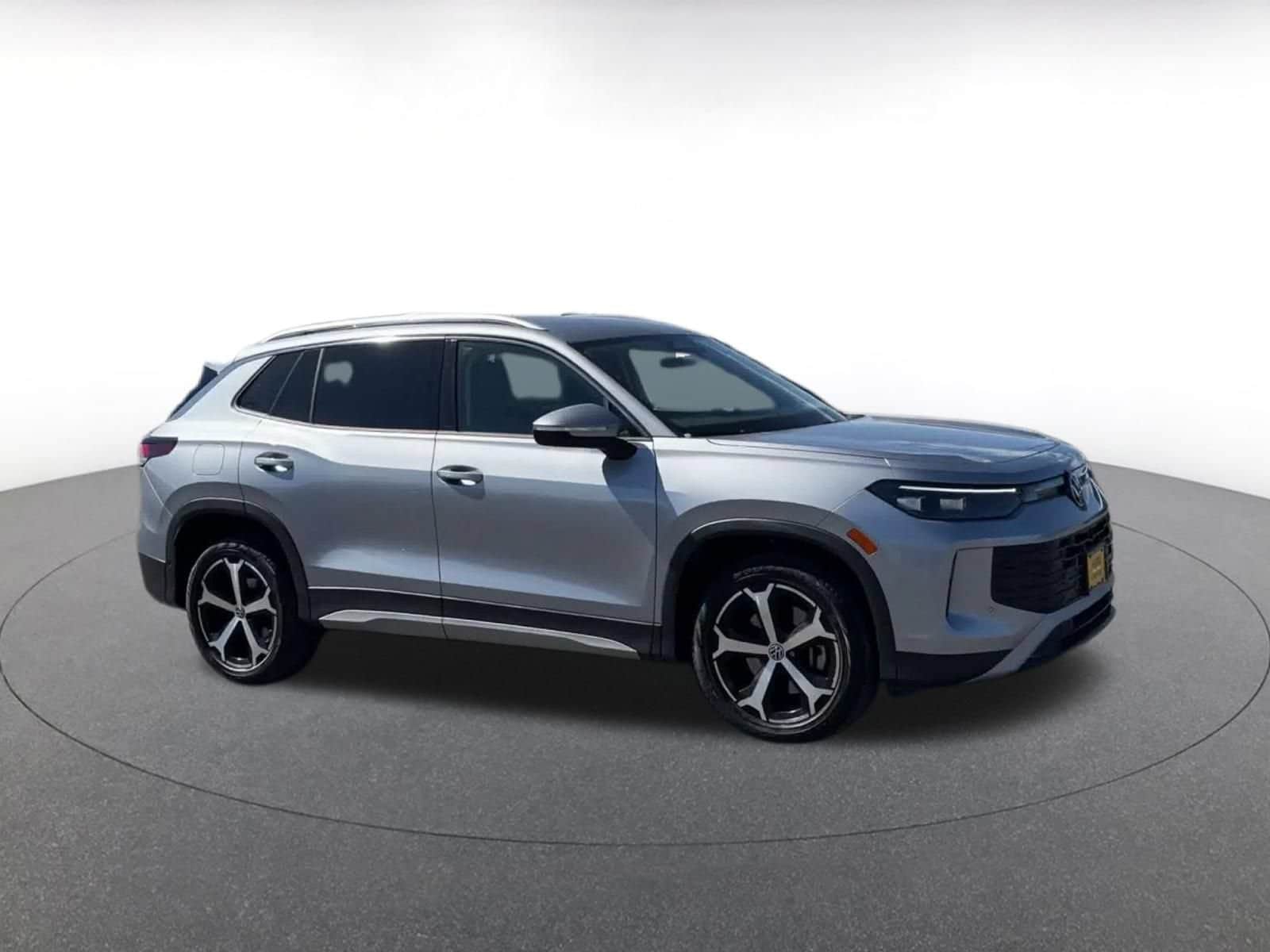 Thumbnail: 2026 Volkswagen Tiguan - 2