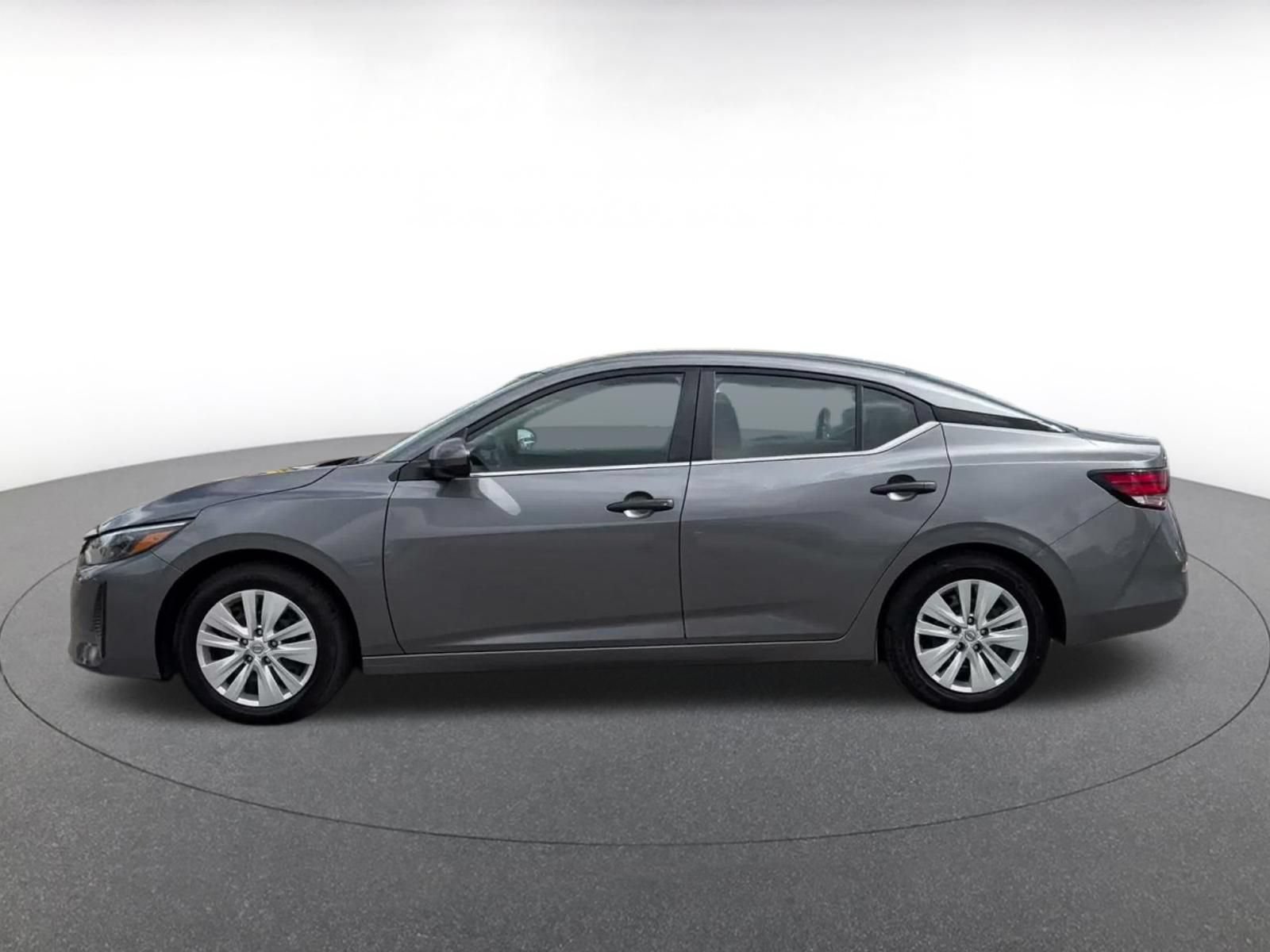 Thumbnail: 2025 Nissan Sentra - 8