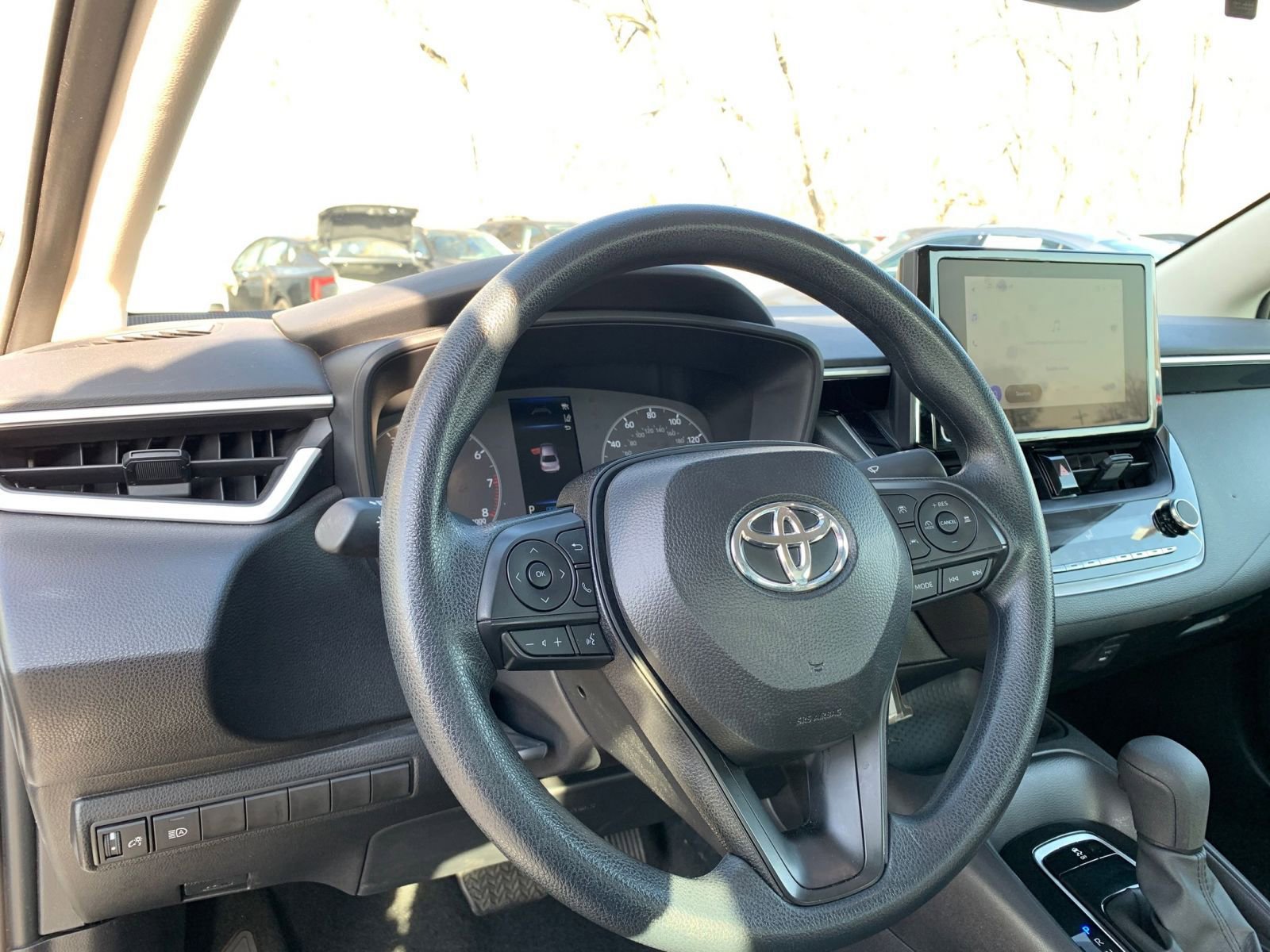 Thumbnail: 2025 Toyota Corolla - 32