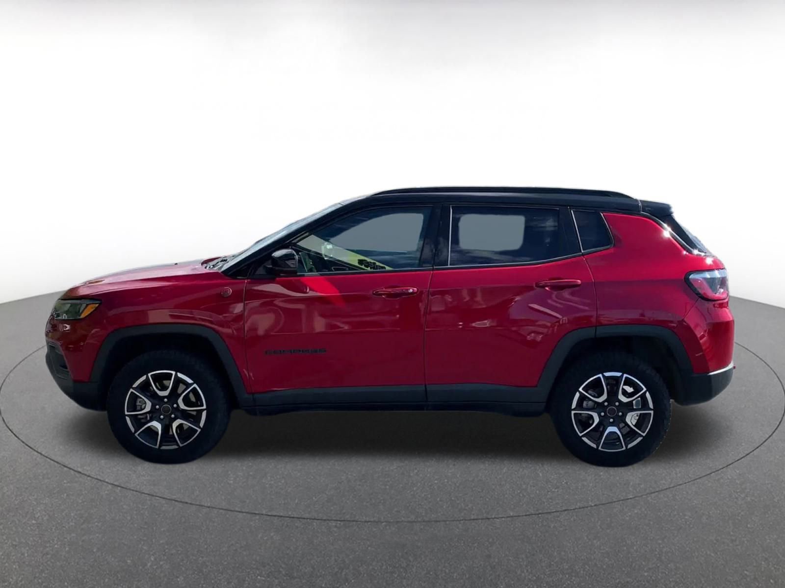 Thumbnail: 2025 Jeep Compass - 9