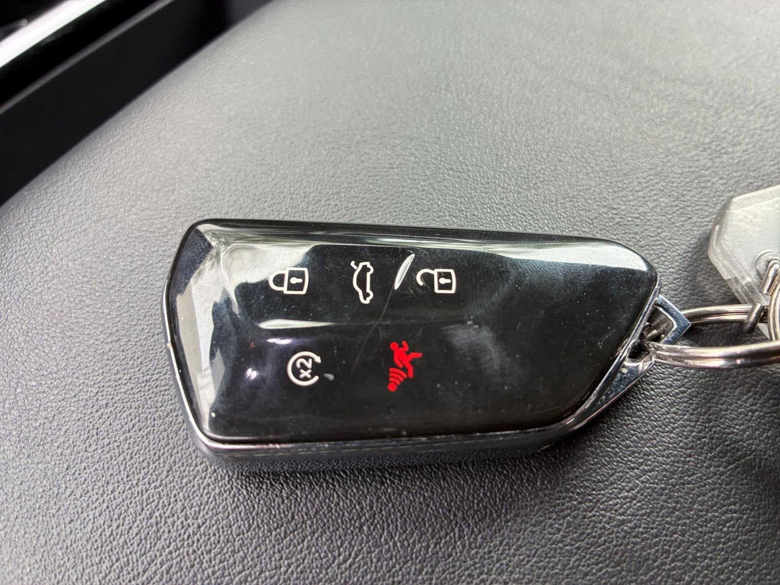 Thumbnail: 2025 Volkswagen Atlas - 21