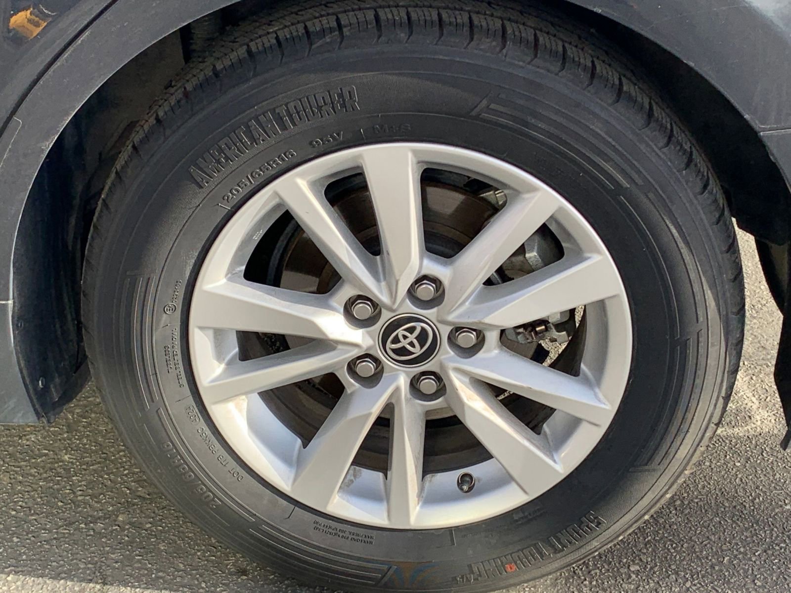 Thumbnail: 2025 Toyota Camry - 30