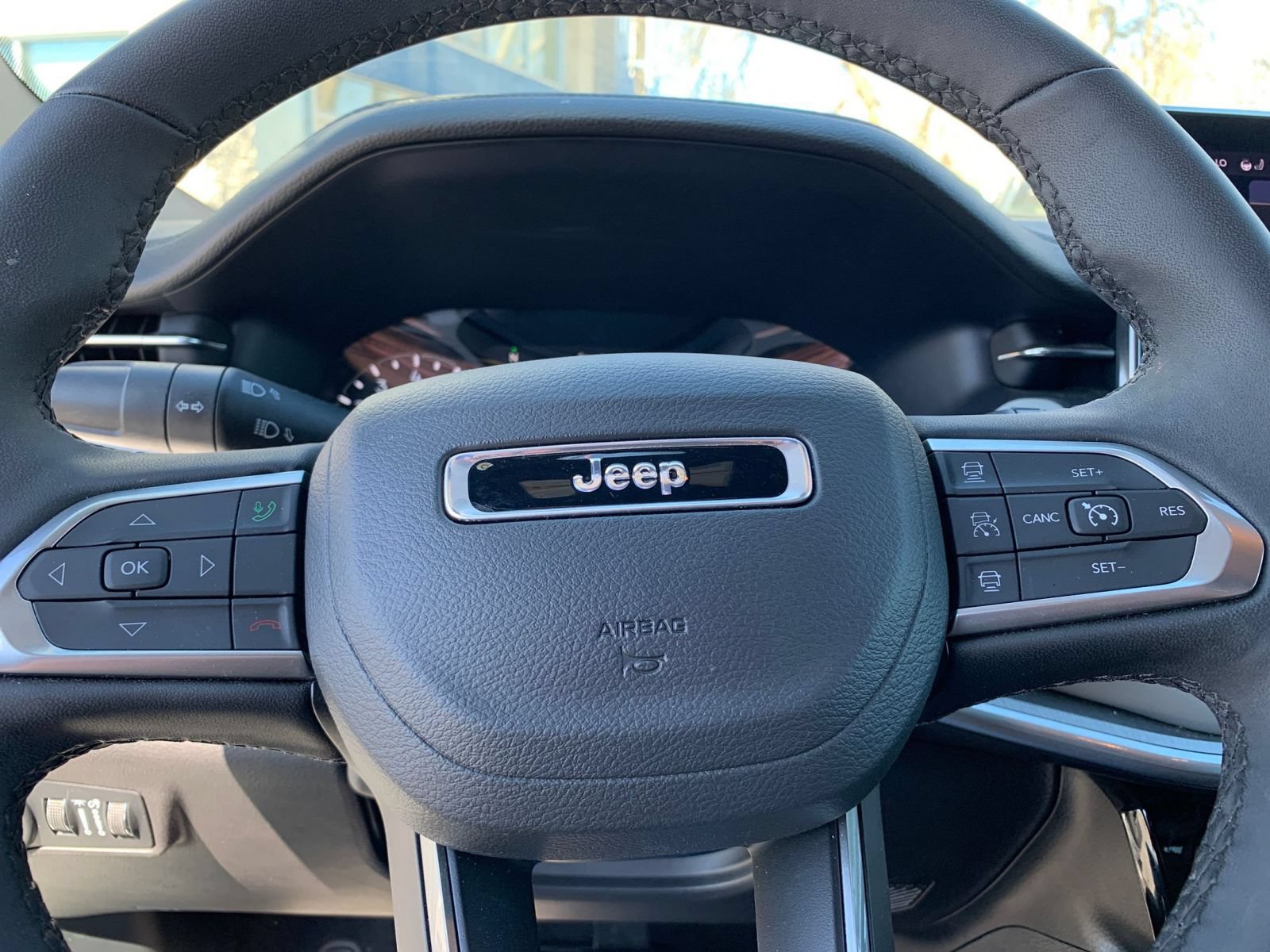 Thumbnail: 2025 Jeep Compass - 28