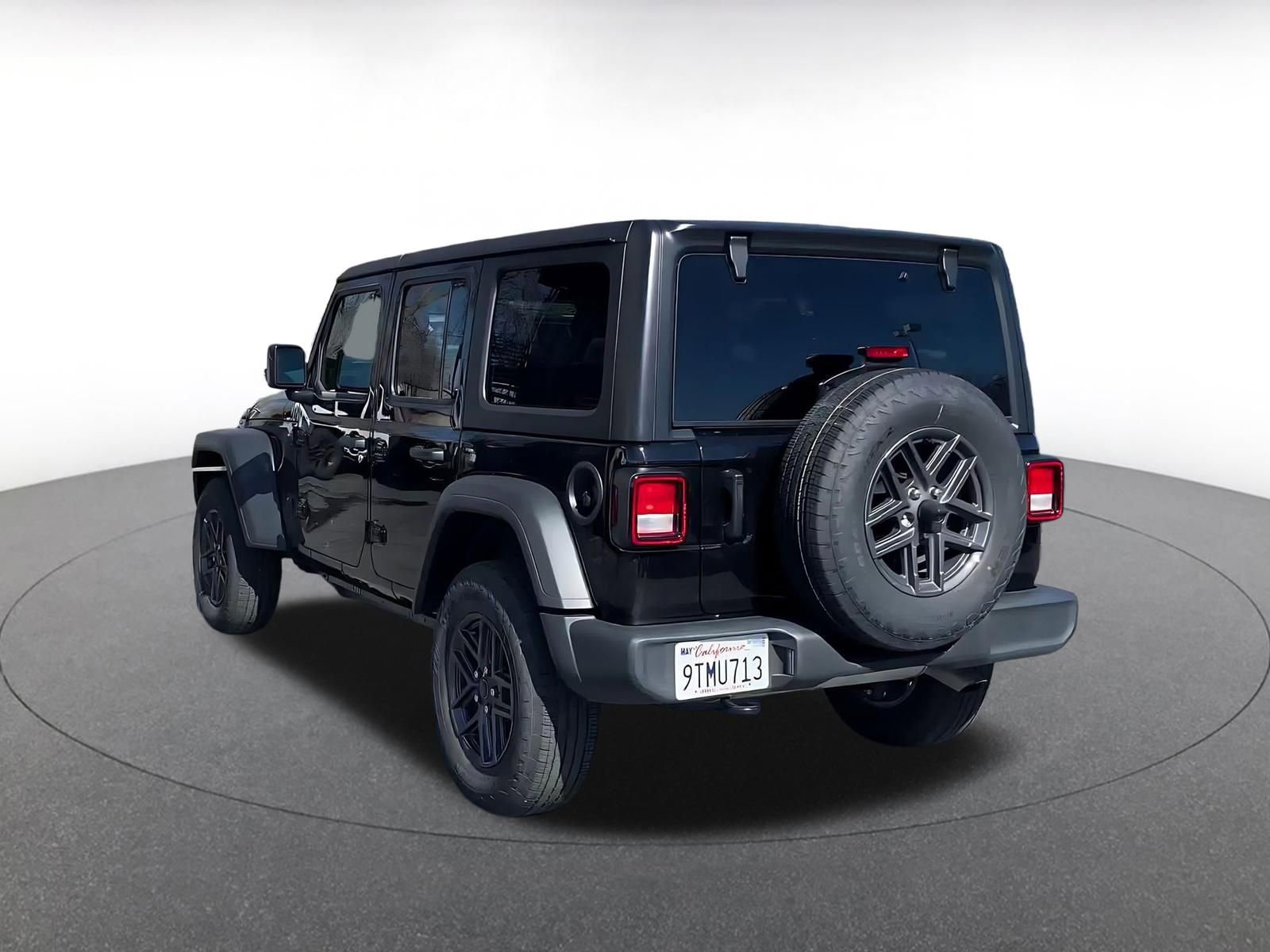Thumbnail: 2025 Jeep Wrangler - 12