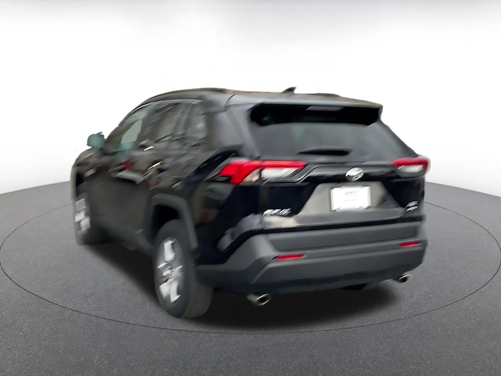 Thumbnail: 2025 Toyota RAV4 - 11