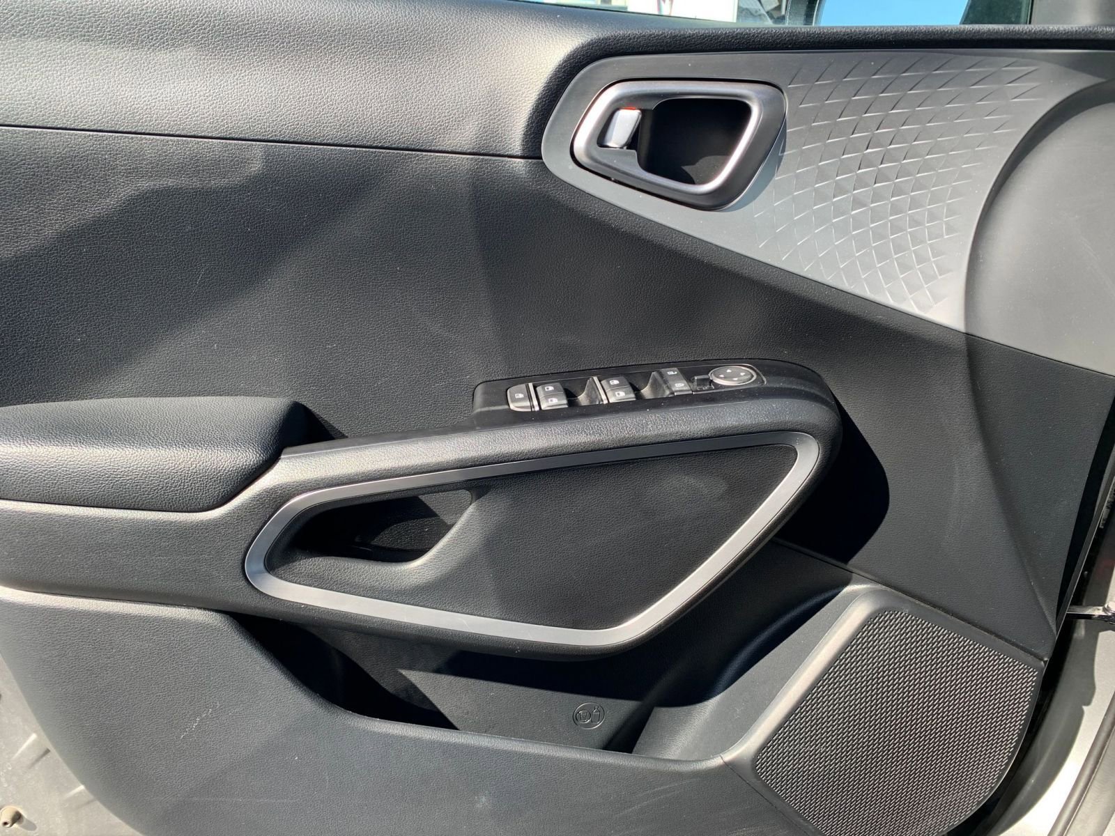 Thumbnail: 2025 Kia Soul - 18