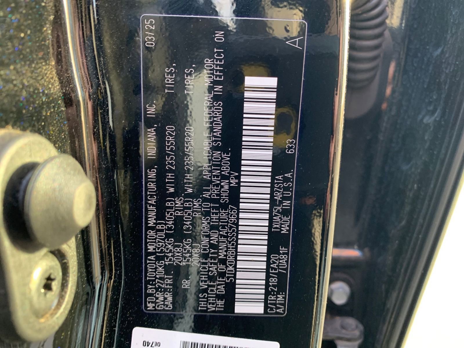 Thumbnail: 2025 Toyota Highlander - 32