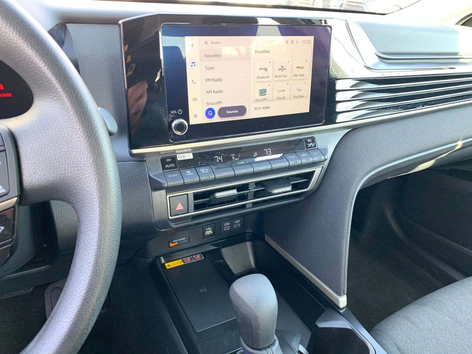 Thumbnail: 2025 Toyota Camry - 18