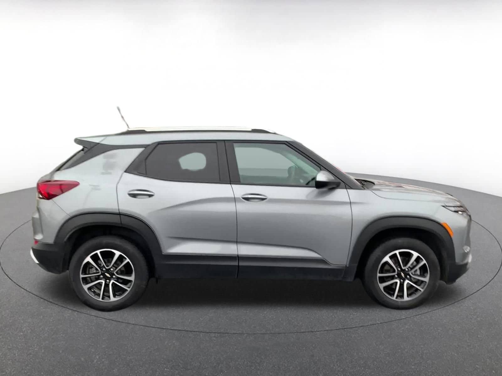 Thumbnail: 2025 Chevrolet TrailBlazer - 16