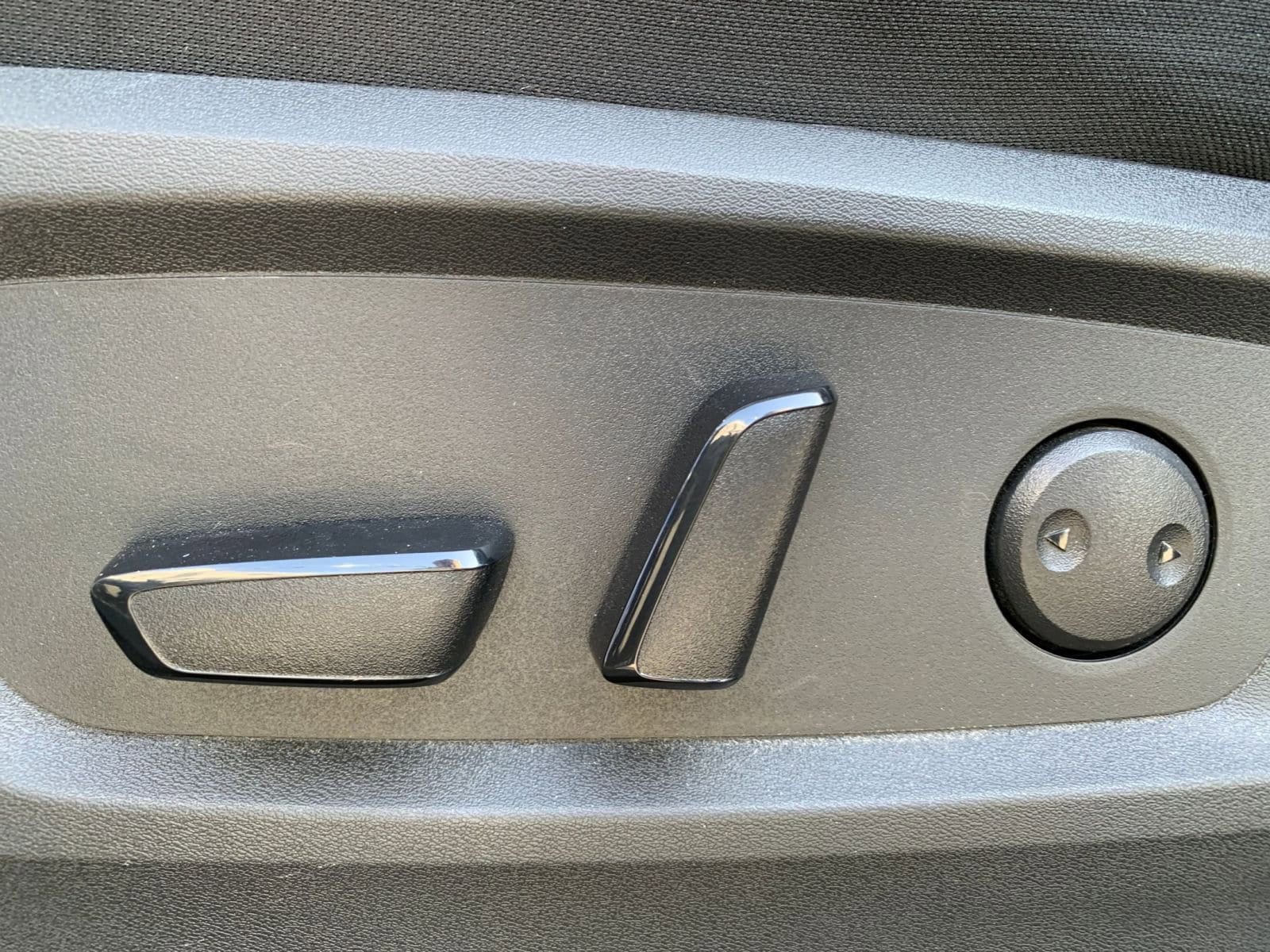 Thumbnail: 2025 Nissan Pathfinder - 25