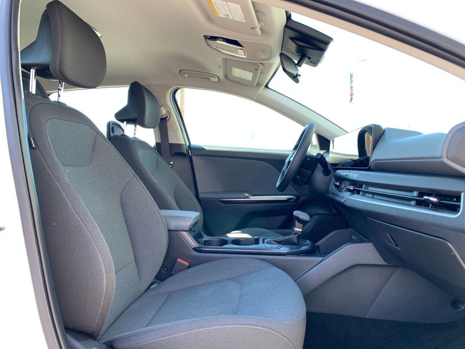 Thumbnail: 2025 Kia K4 - 35