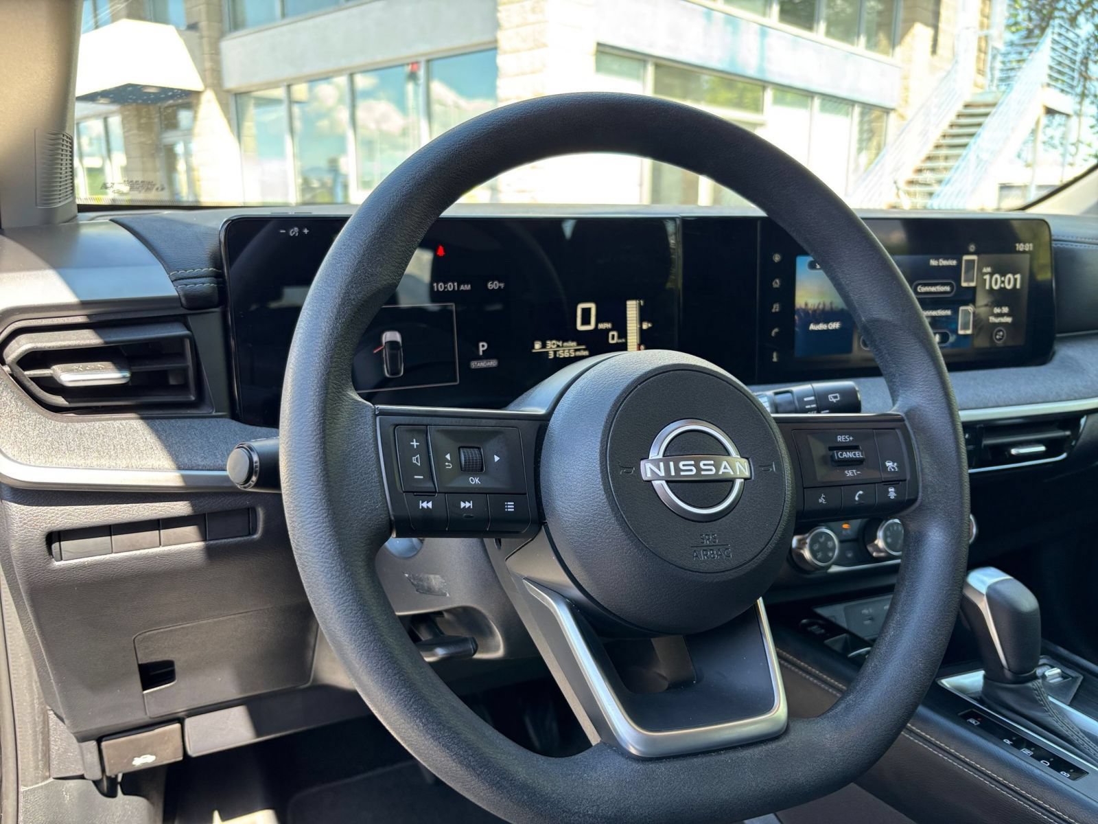 Thumbnail: 2025 Nissan Kicks - 32