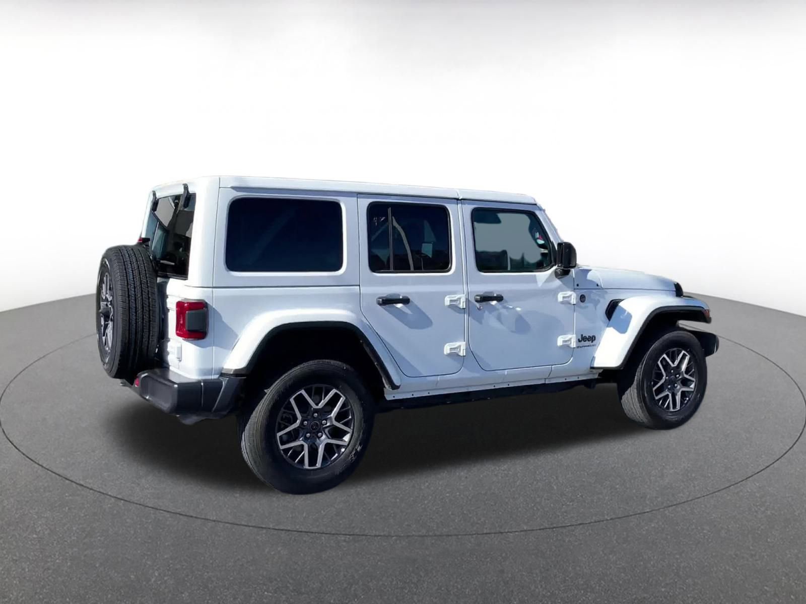 Thumbnail: 2025 Jeep Wrangler - 15