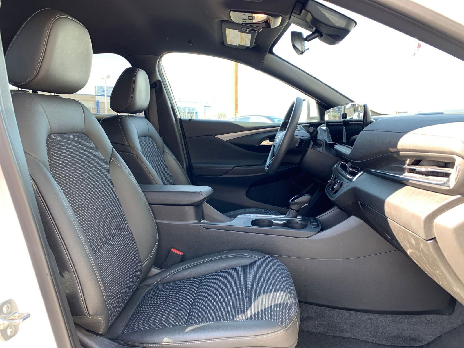 Thumbnail: 2025 Buick Envista - 34