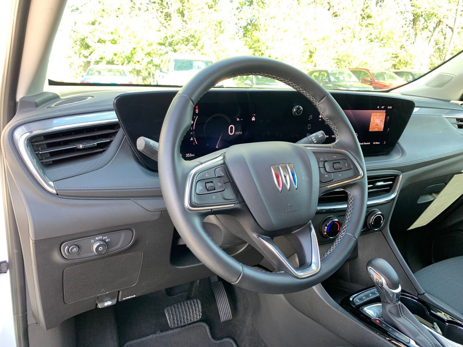 Thumbnail: 2025 Buick Encore GX - 32