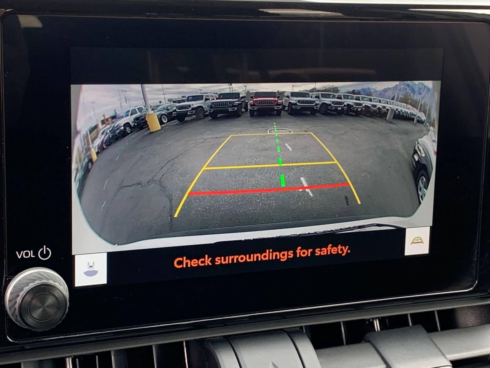 Thumbnail: 2025 Toyota RAV4 - 17