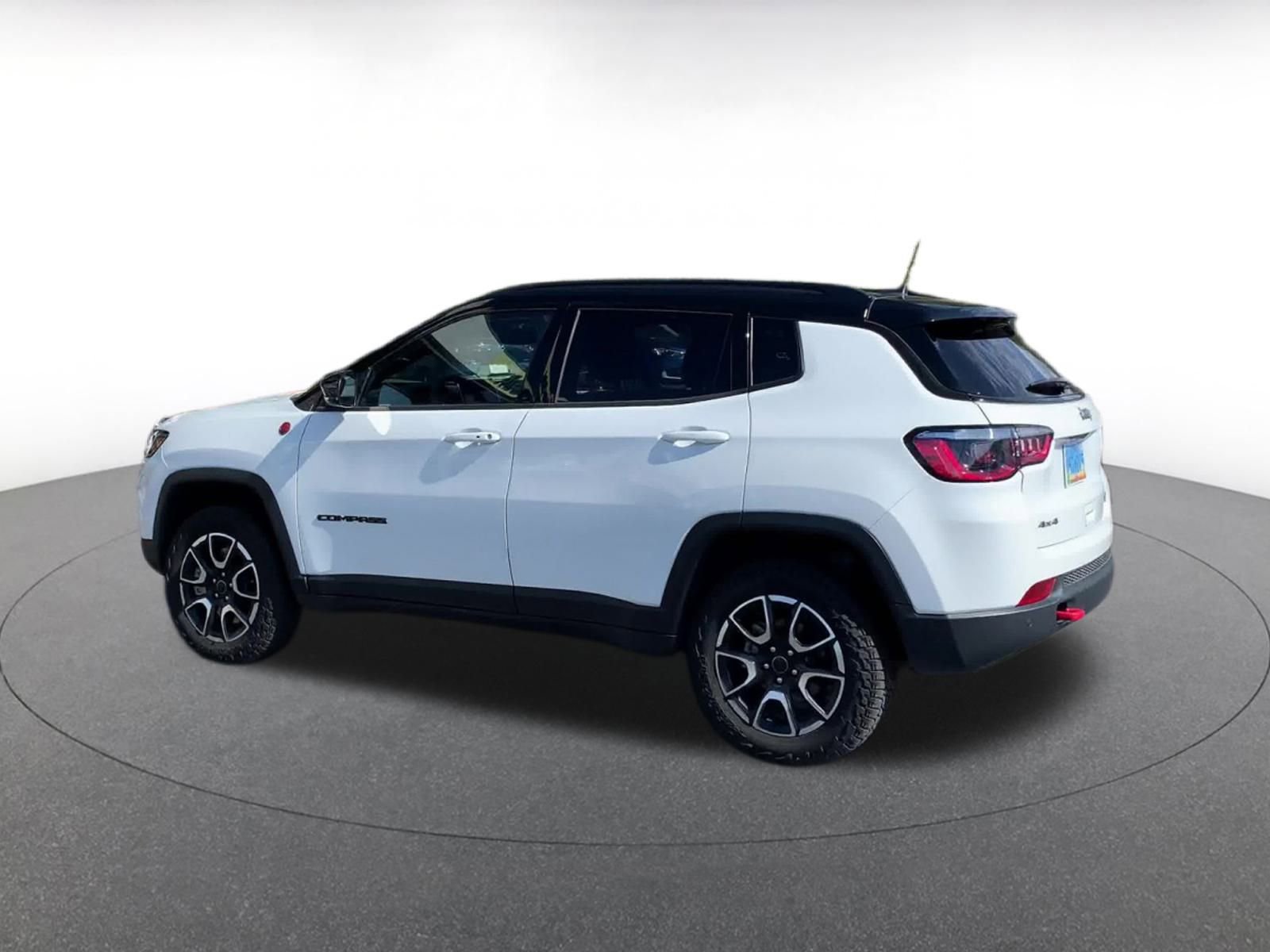 Thumbnail: 2025 Jeep Compass - 10