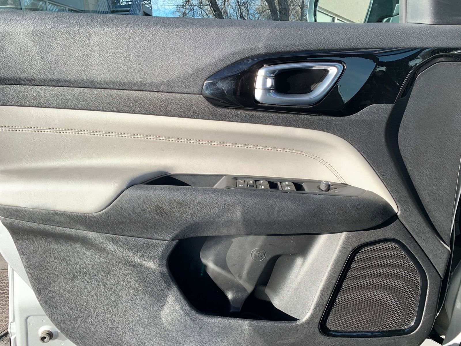 Thumbnail: 2025 Jeep Compass - 18