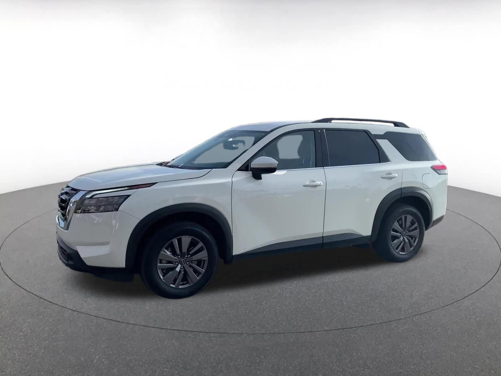 Thumbnail: 2025 Nissan Pathfinder - 8