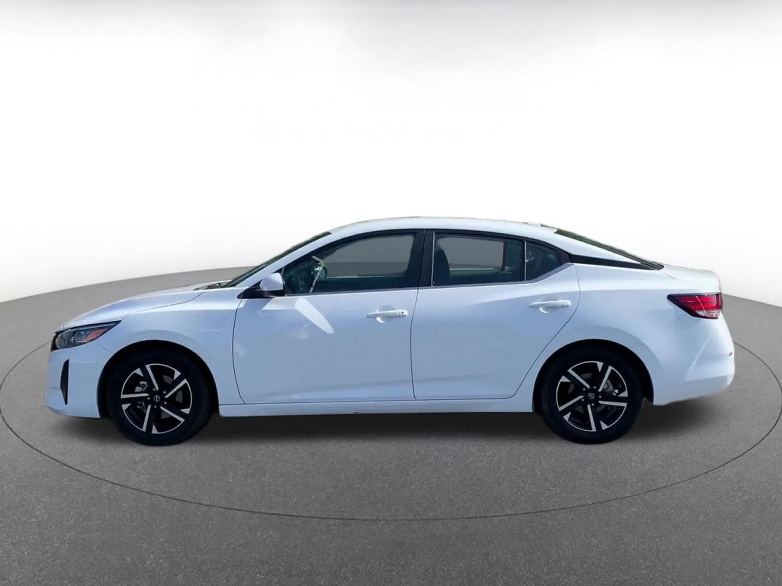 Thumbnail: 2024 Nissan Sentra - 8