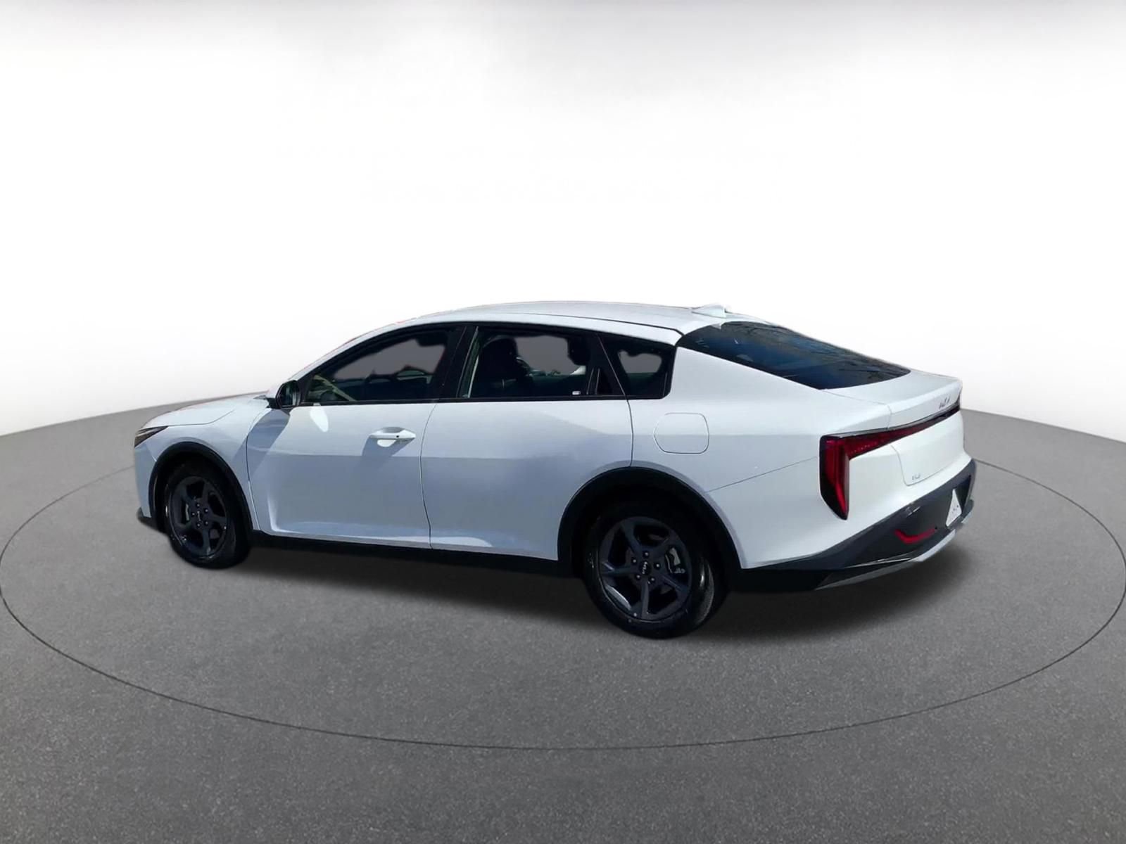 Thumbnail: 2025 Kia K4 - 10