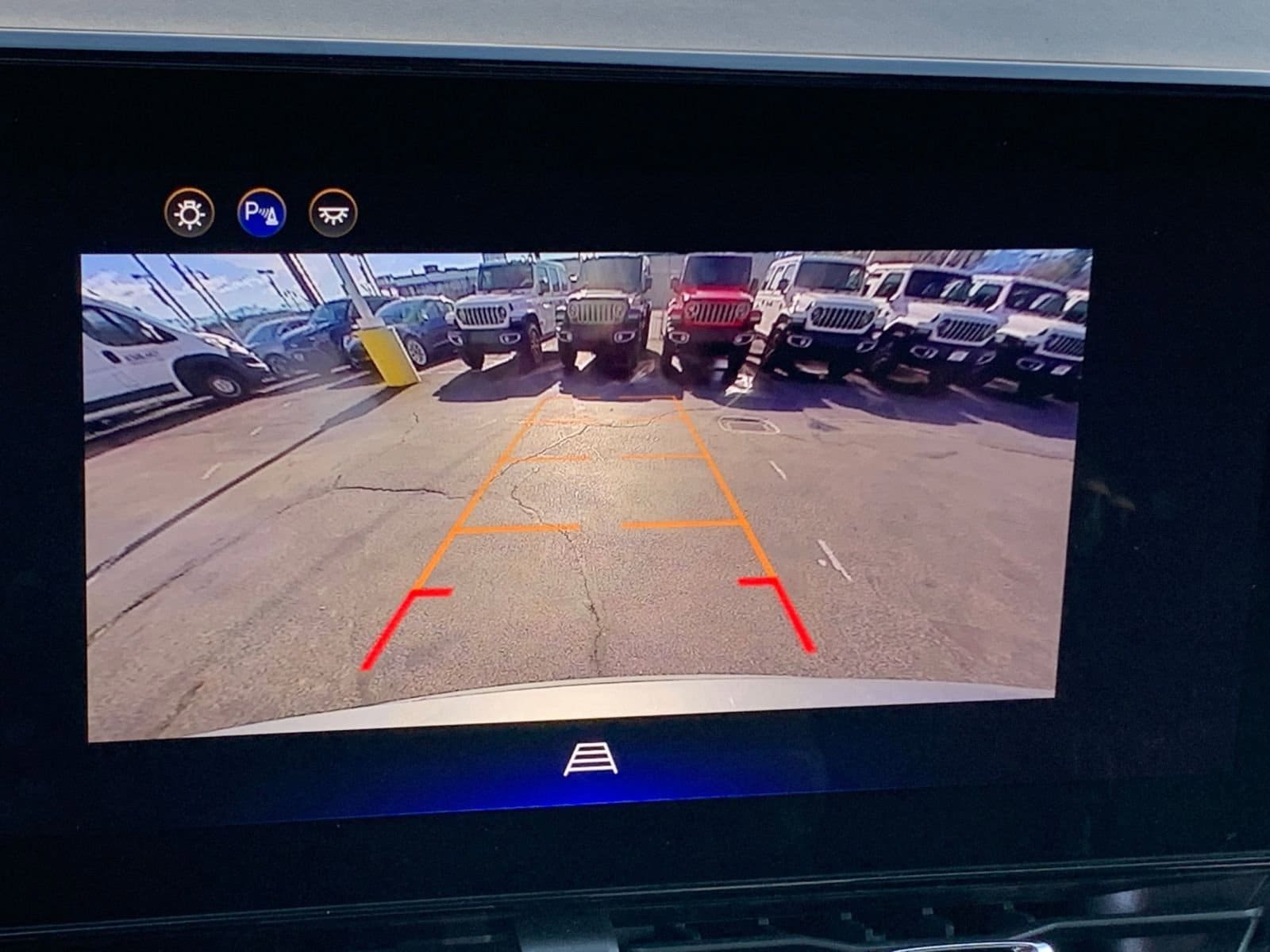 Thumbnail: 2025 Chevrolet Equinox - 17