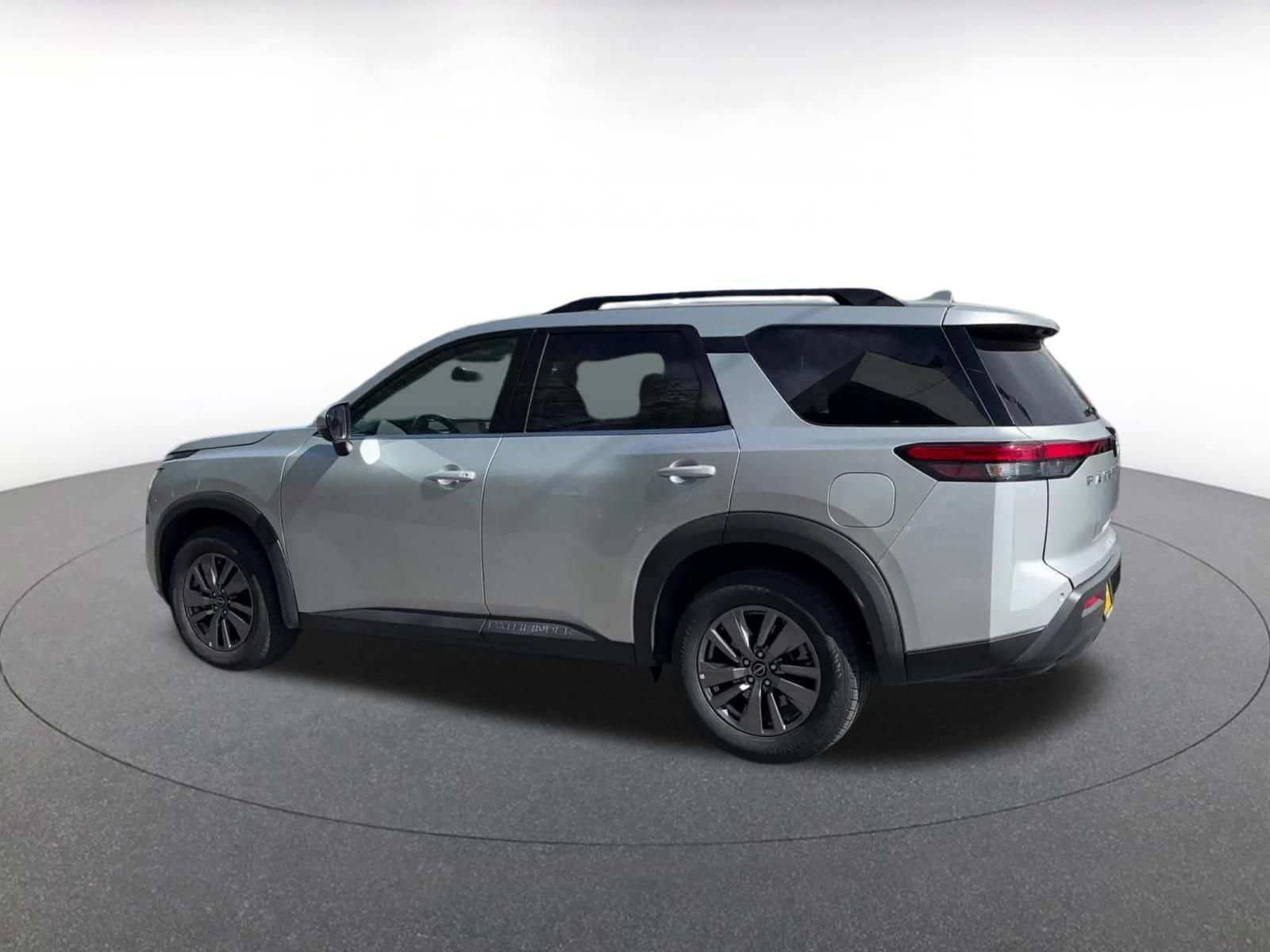 Thumbnail: 2025 Nissan Pathfinder - 9