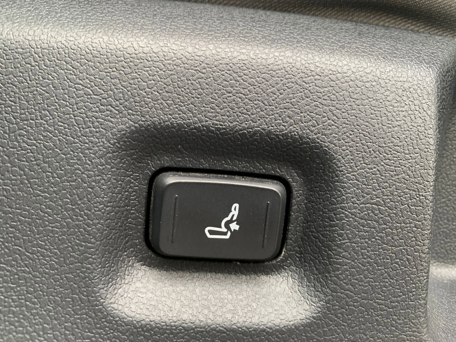 Thumbnail: 2025 Toyota Tacoma - 23