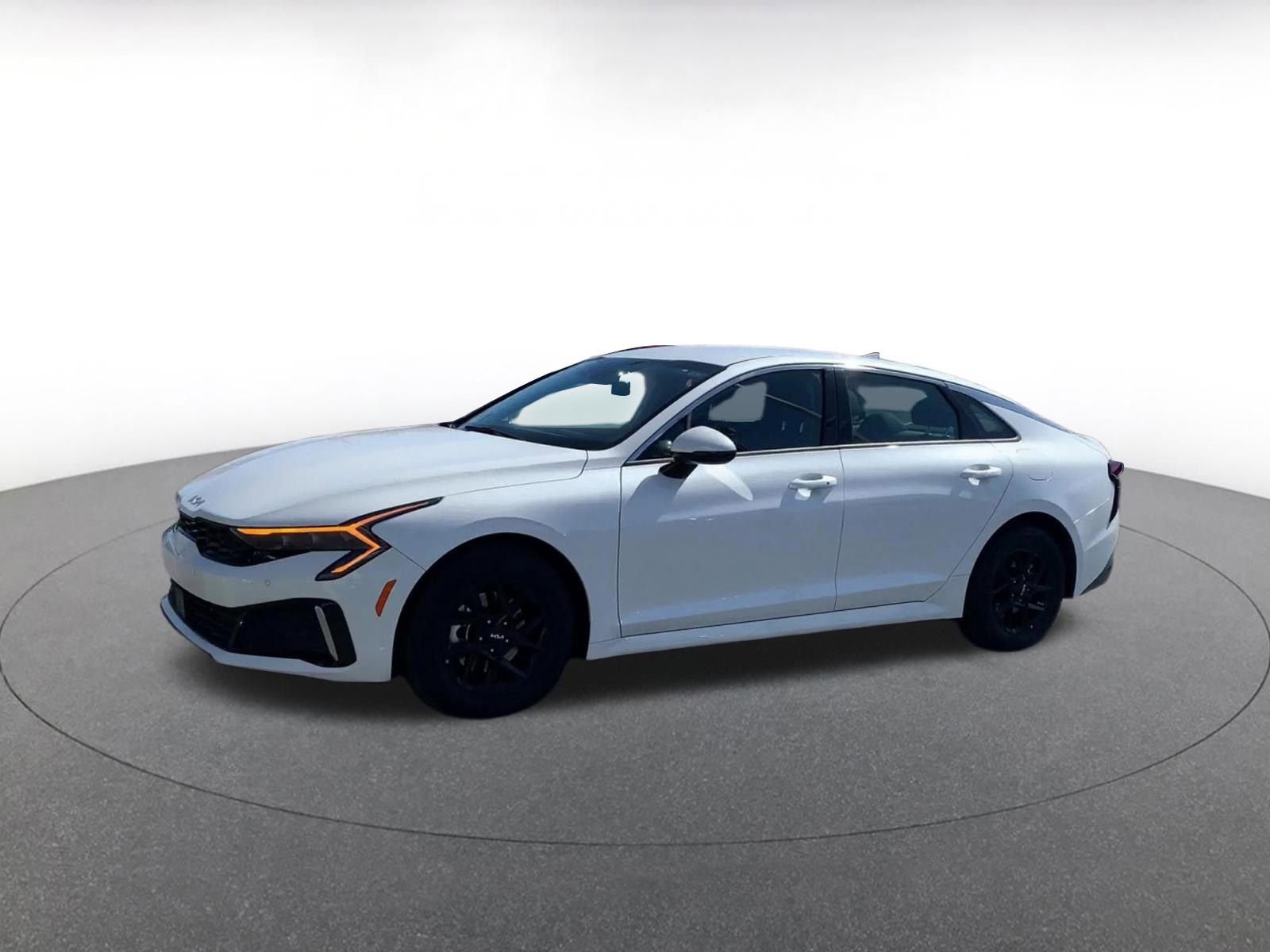 Thumbnail: 2025 Kia K5 - 8