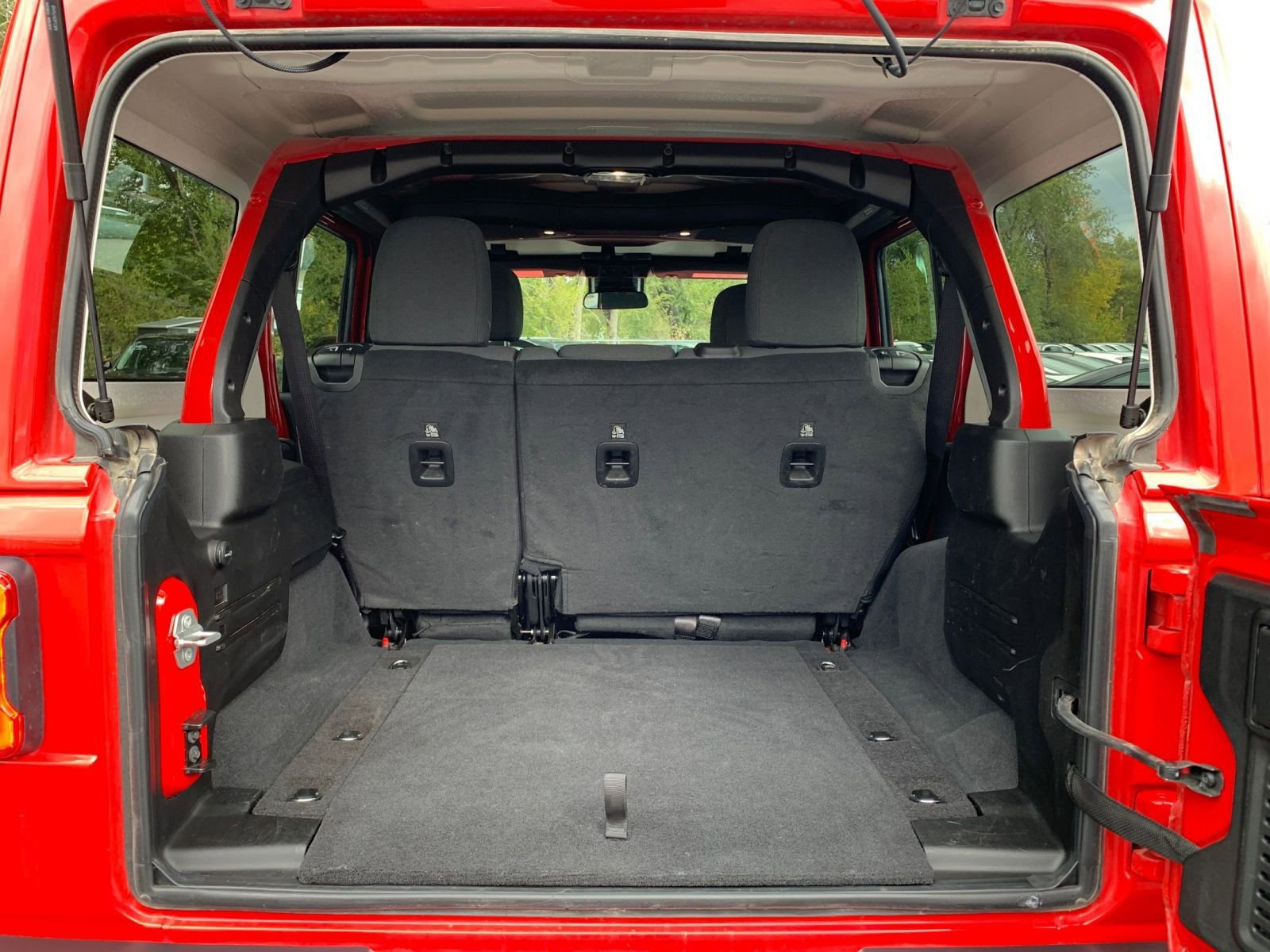 Thumbnail: 2025 Jeep Wrangler - 30