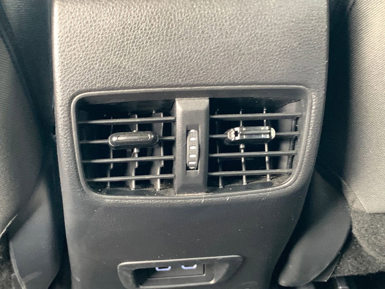 Thumbnail: 2025 Toyota Corolla Cross - 23