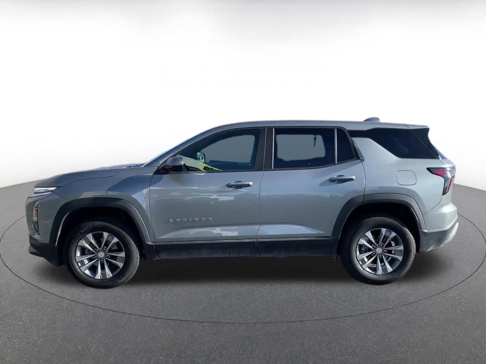 Thumbnail: 2025 Chevrolet Equinox - 9