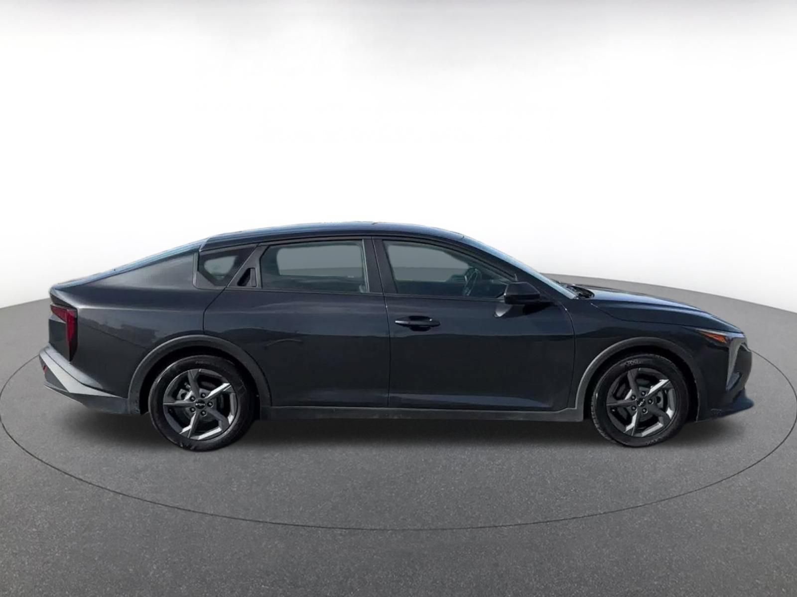 Thumbnail: 2025 Kia K4 - 15