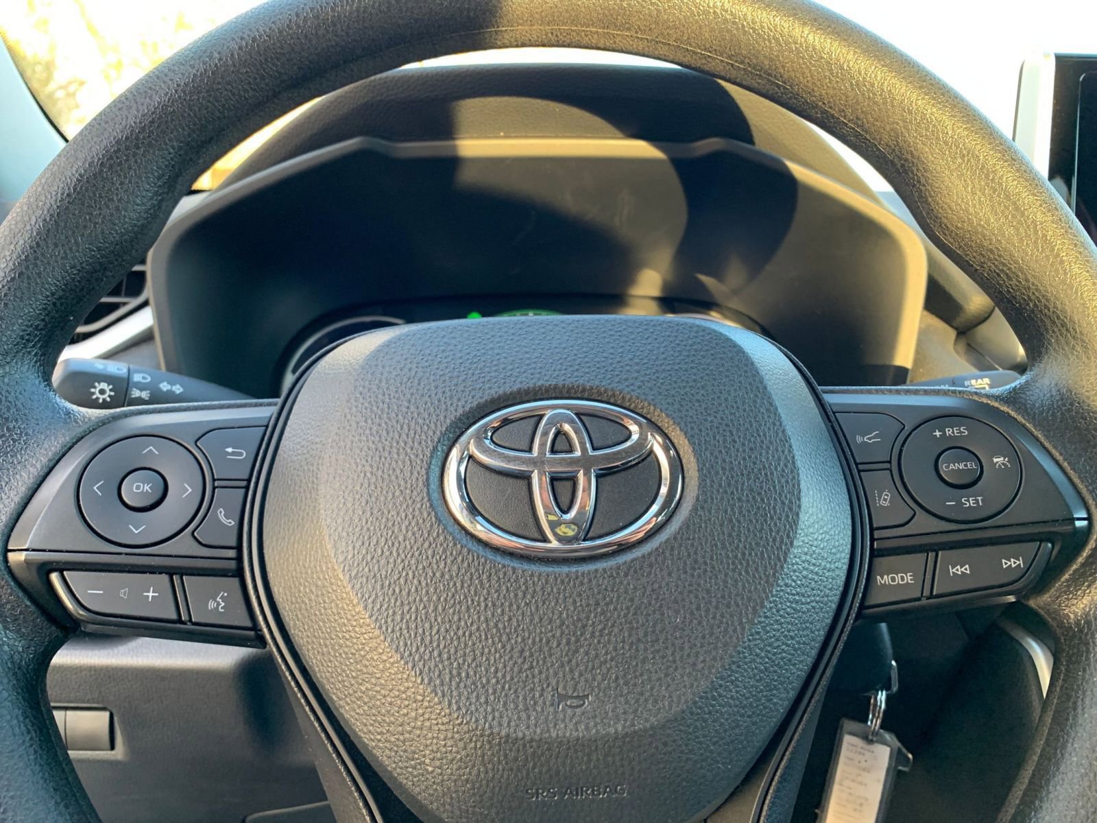 Thumbnail: 2025 Toyota RAV4 - 27