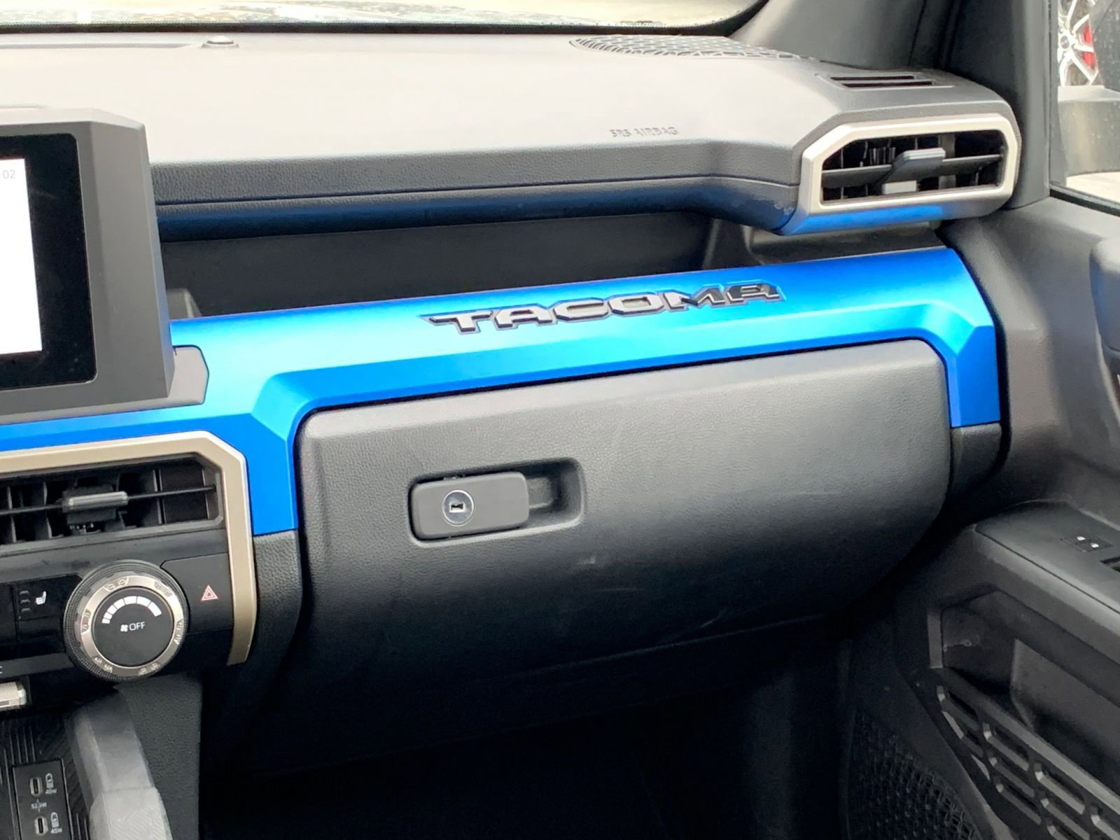 Thumbnail: 2025 Toyota Tacoma - 34