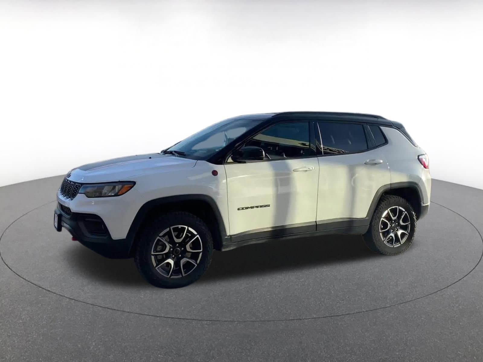 Thumbnail: 2025 Jeep Compass - 8