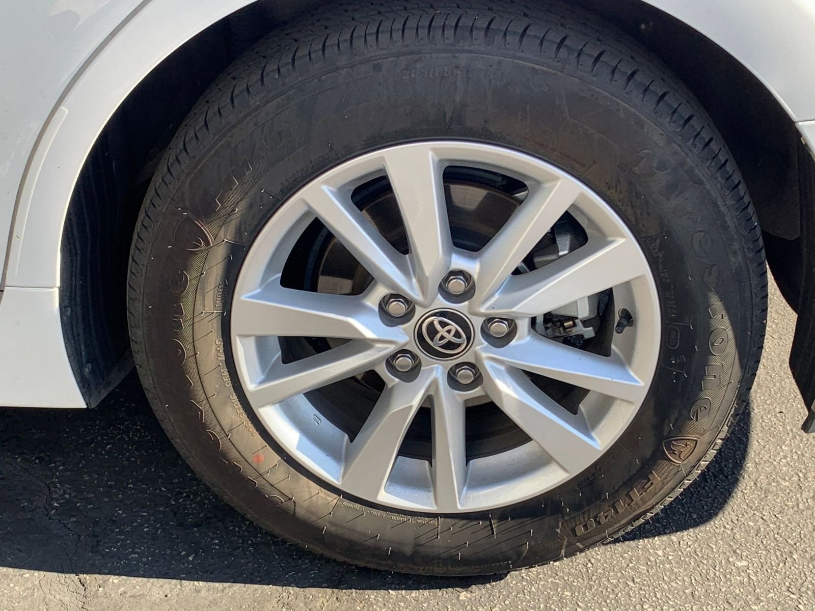 Thumbnail: 2025 Toyota Camry - 29