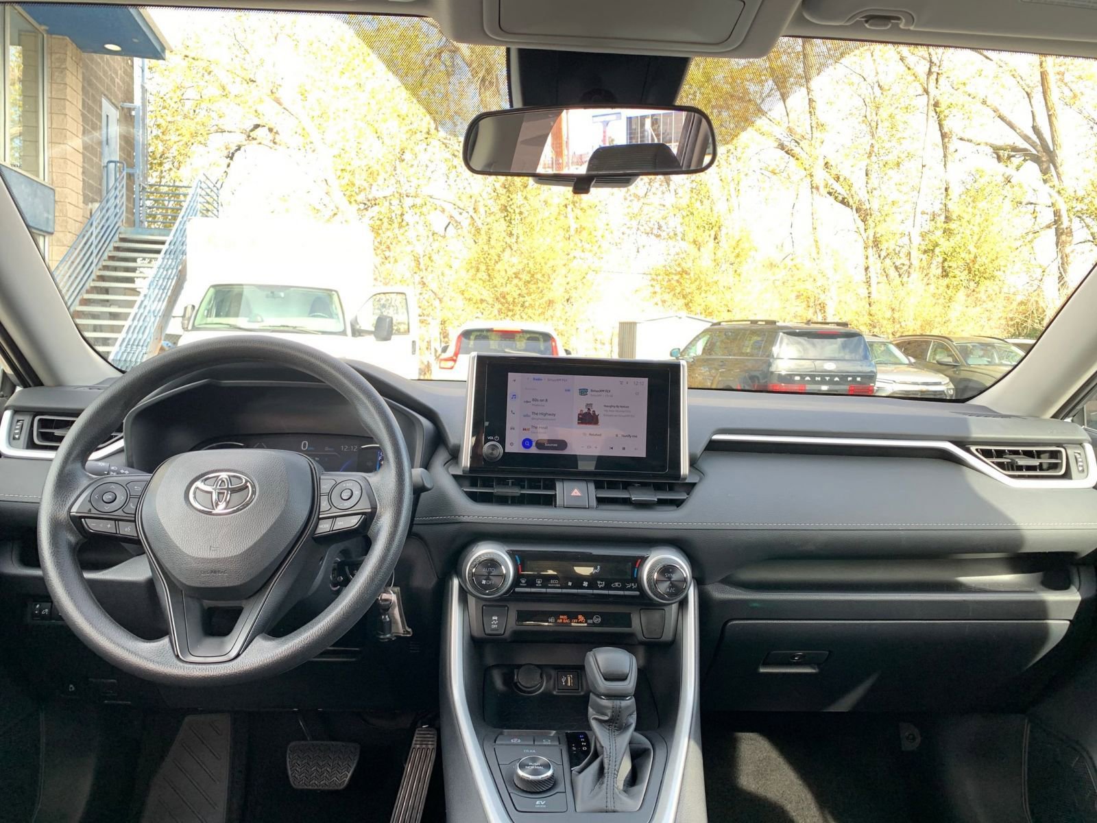 Thumbnail: 2025 Toyota RAV4 - 32