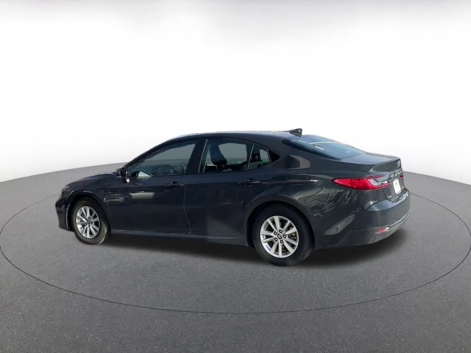 Thumbnail: 2025 Toyota Camry - 10